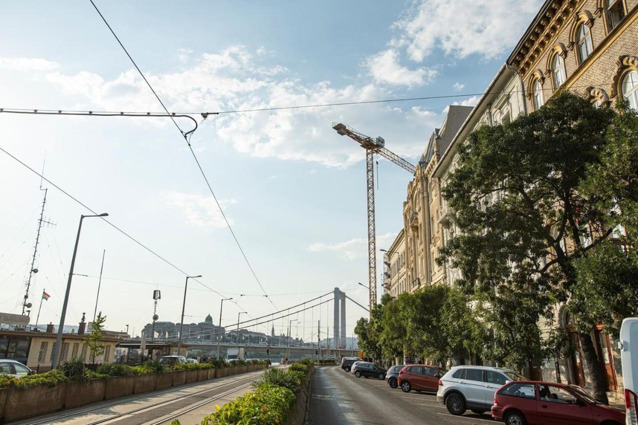 Danube Riverside Designer Apartment In City Center Budapest Extérieur photo